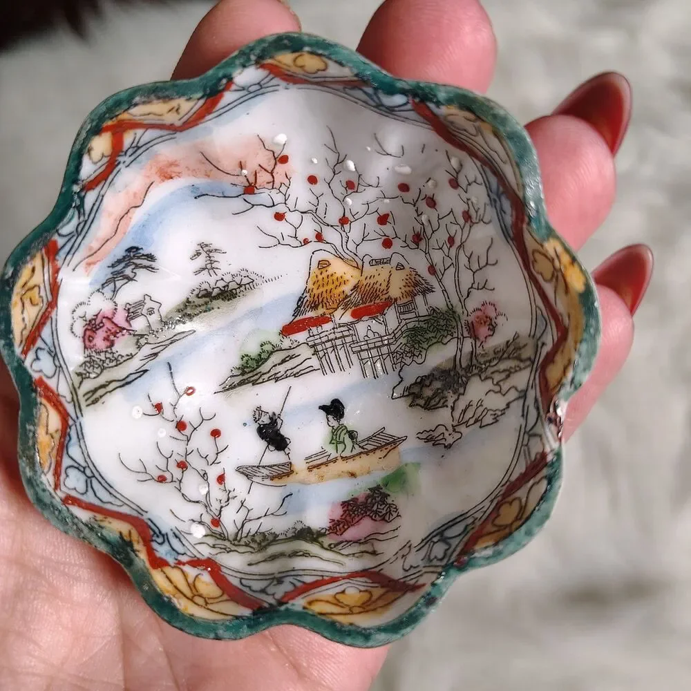 Rare Hand Painted Nippon Berry Finger Scalloped Footed Bowl River Landscape VTG